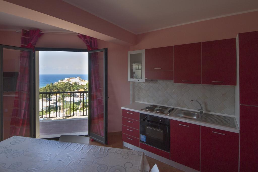 Tus'Hotel Apartments Tusa Buitenkant foto